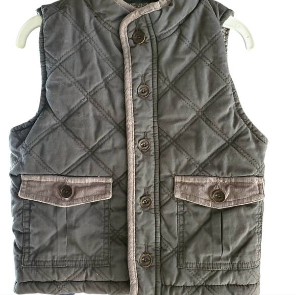 OshKosh B'gosh Other - 100% Cotton 3T Quilted Gray Button-down Vest by Oshkosh B' gosh
